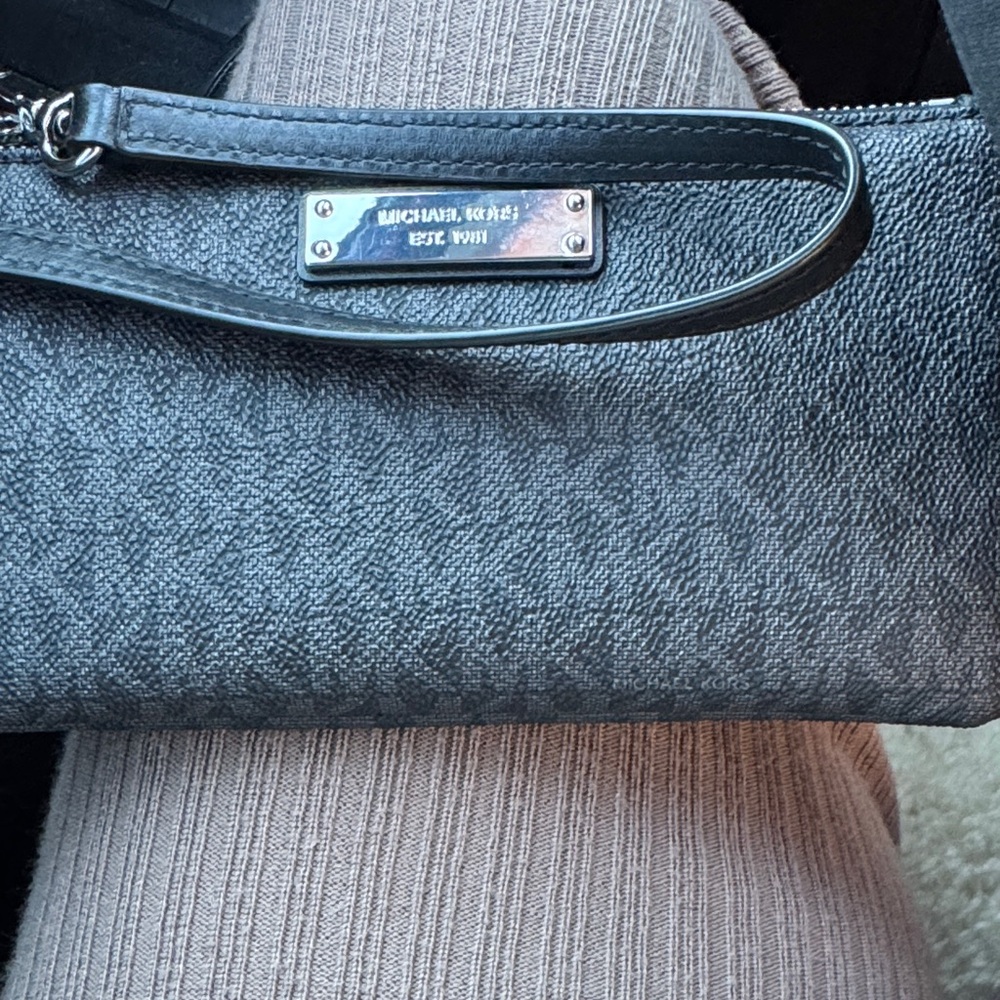 Michael Kors Charcoal Textured Wristlet
